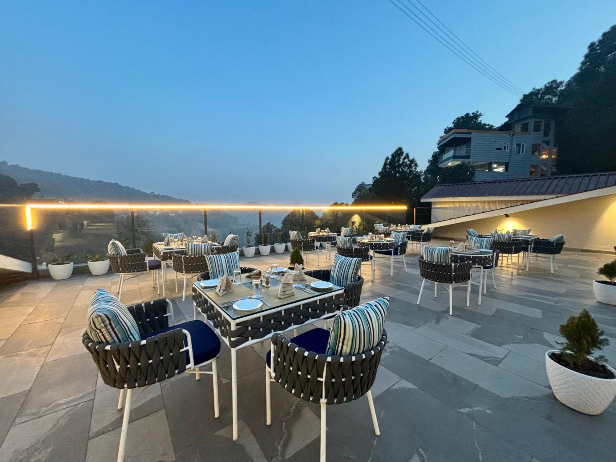 Arnisa Kasauli - A Boutique Hotel Bagian luar foto